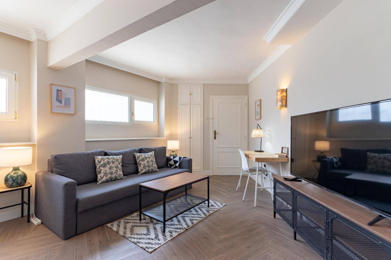 Apt In Neguri, 5 Min From The Beach & Metro Гечо Екстериор снимка